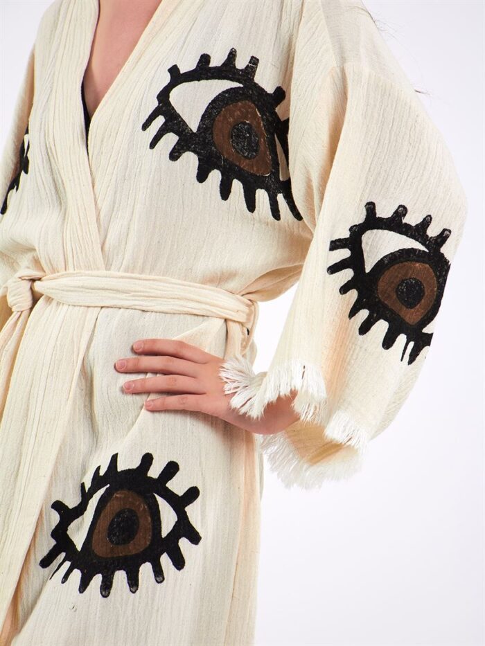 Big Brown Eye Kimono