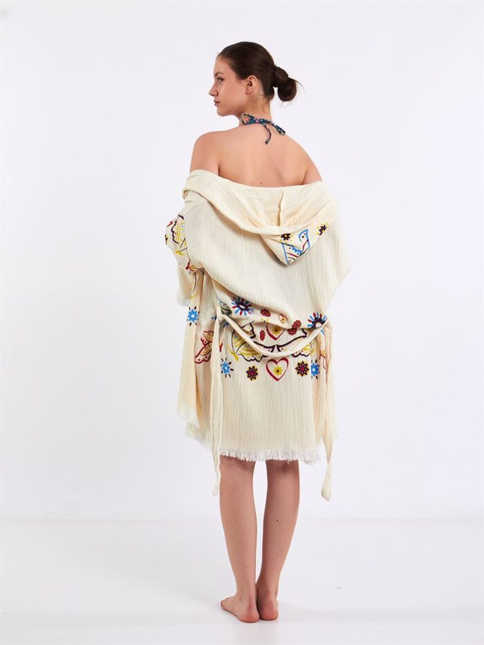 Butterfly Kapşonlu Kısa Kimono Butterfly Kapşonlu Kısa Kimono