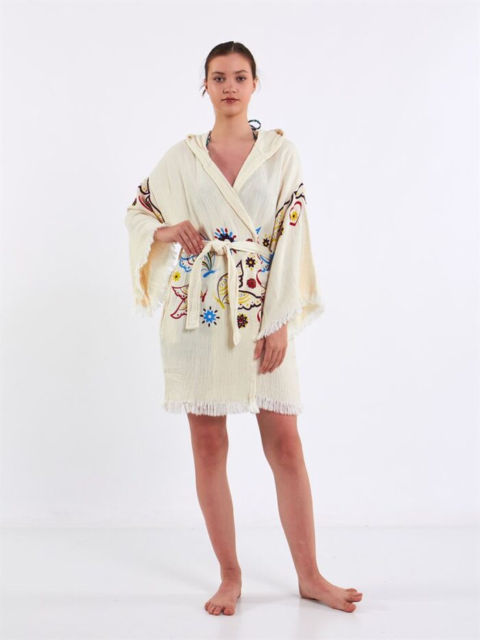 Butterfly Kapşonlu Kısa Kimono Butterfly Kapşonlu Kısa Kimono