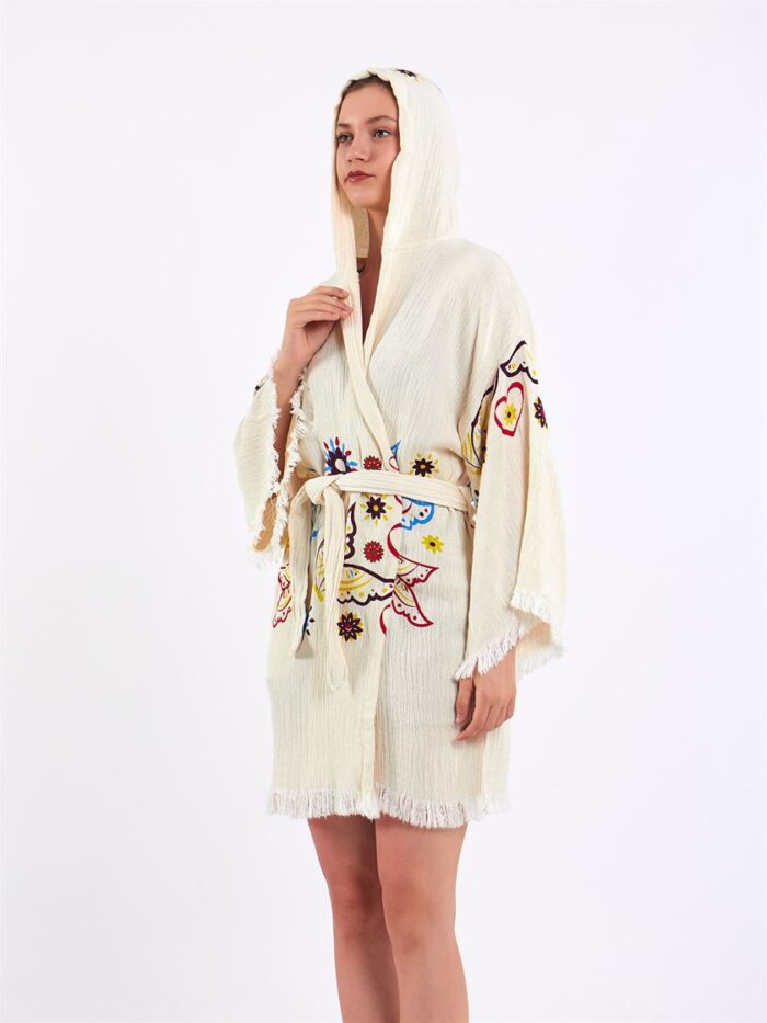 Butterfly Kapşonlu Kısa Kimono Butterfly Kapşonlu Kısa Kimono