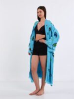 Bunte Augen Türkisfarbener Kimono