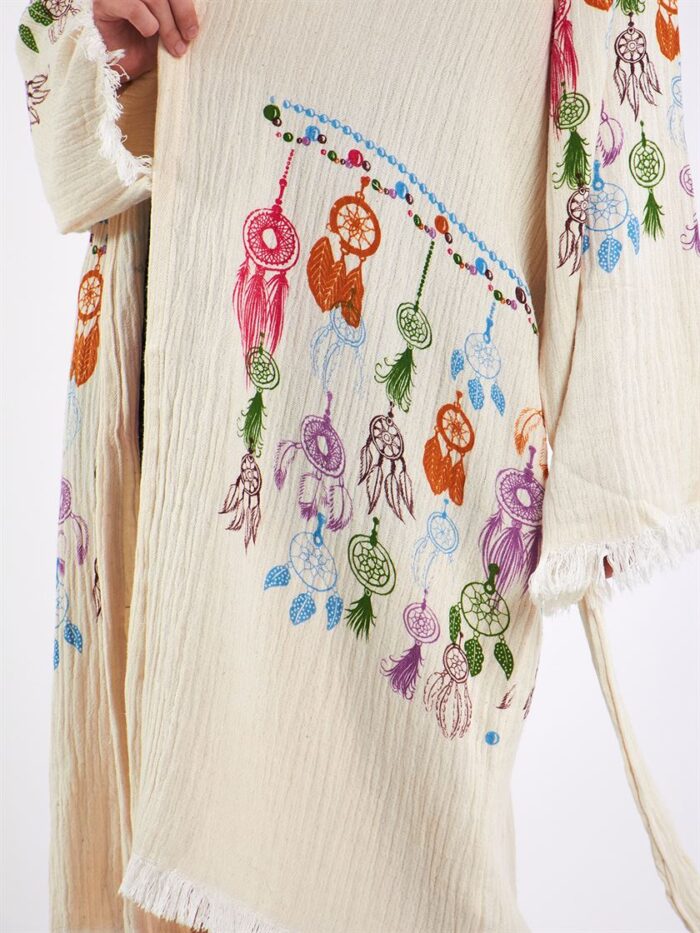 كيمونو بقلنسوة الأحلام كيمونو بقلنسوة الأحلام