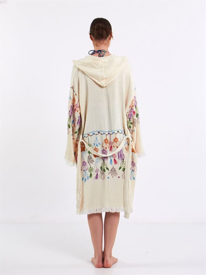 كيمونو بقلنسوة الأحلام كيمونو بقلنسوة الأحلام