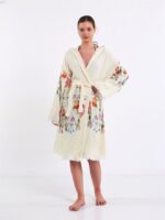 كيمونو بقلنسوة الأحلام