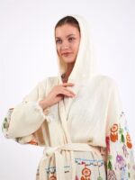 كيمونو بقلنسوة الأحلام