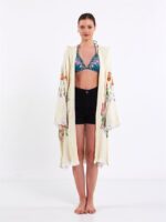 كيمونو بقلنسوة الأحلام