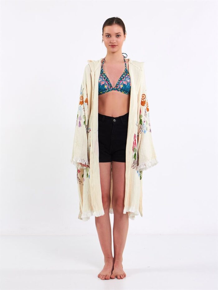 كيمونو بقلنسوة الأحلام كيمونو بقلنسوة الأحلام