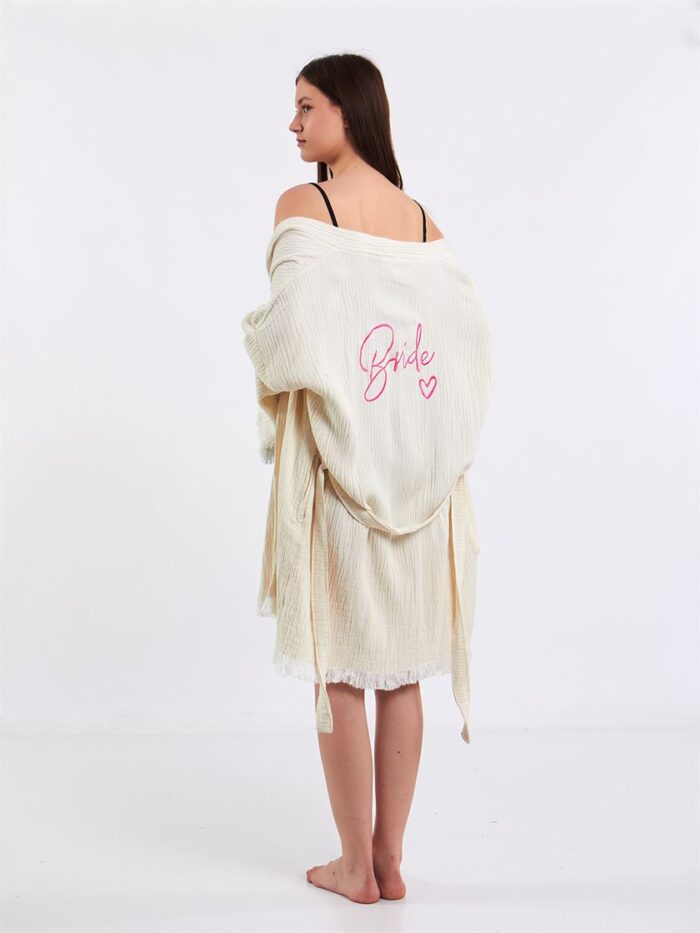 كيمونو عروس قصير أكرو كيمونو عروس قصير أكرو