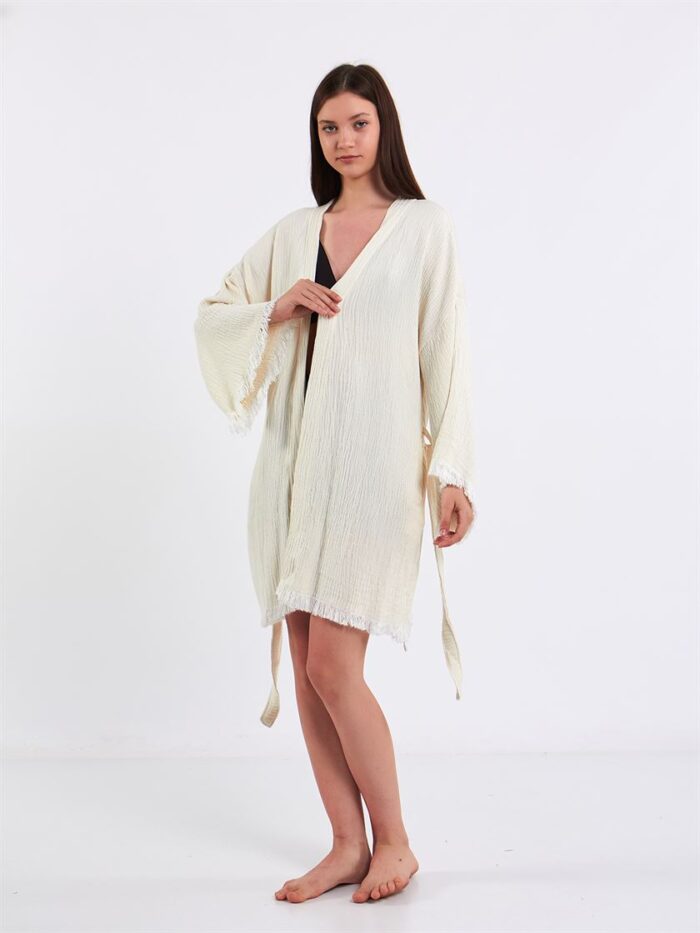 كيمونو عروس قصير أكرو كيمونو عروس قصير أكرو