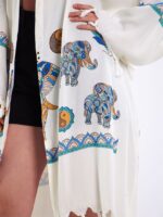 صوفية بقلنسوة ماندالا الفيل ذات القلنسوة