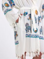 صوفية بقلنسوة ماندالا الفيل ذات القلنسوة