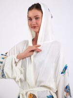 صوفية بقلنسوة ماندالا الفيل ذات القلنسوة