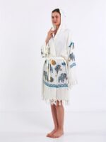 صوفية بقلنسوة ماندالا الفيل ذات القلنسوة