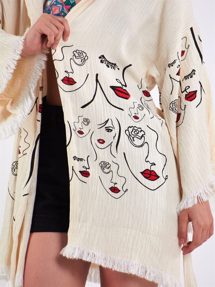 Face Art Kapşonlu Kısa Kimono Face Art Kapşonlu Kısa Kimono