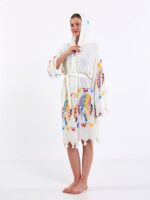 Federn Pareo mit Kapuze