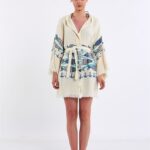 Kurzer Kimono mit Kapuze und Fischen