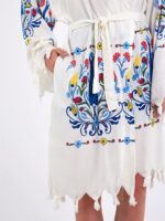 إزنيق صوفية بقبعة بقلنسوة