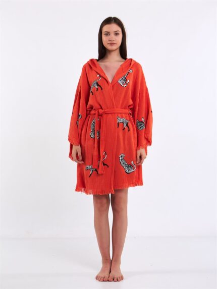 كيمونو قصير أحمر فاتح من جلد النمر