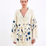 Little Blue Eyes Kurzer Kimono mit Kapuze
