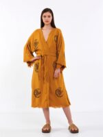 كيمونو كيمونو بحزام من الخردل القمري