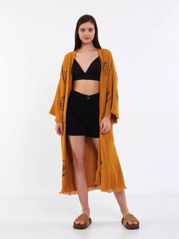 كيمونو كيمونو بحزام من الخردل القمري كيمونو كيمونو بحزام من الخردل القمري