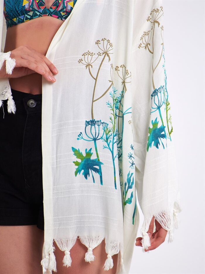 Meadow Kurzer Pareo mit Kapuze Meadow Kurzer Pareo mit Kapuze