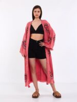 كيمونو بحزام برتقالي اللون وردي