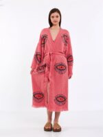 كيمونو بحزام برتقالي اللون وردي