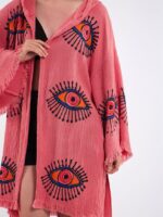 Orangefarbene Augen Korallen Kimono