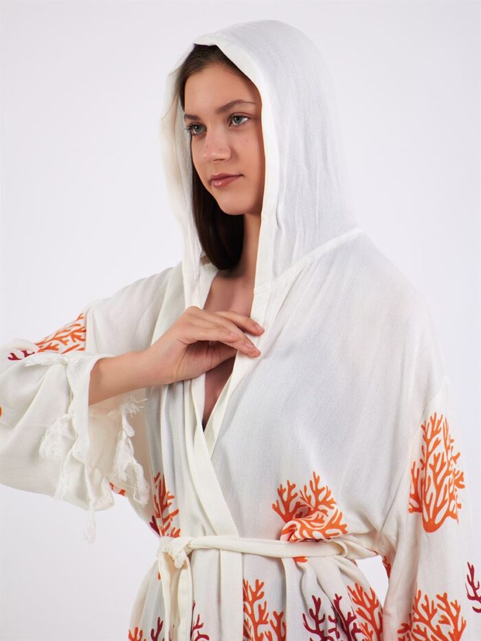 Orange Tree Kapşonlu Pareo Orange Tree Kapşonlu Pareo