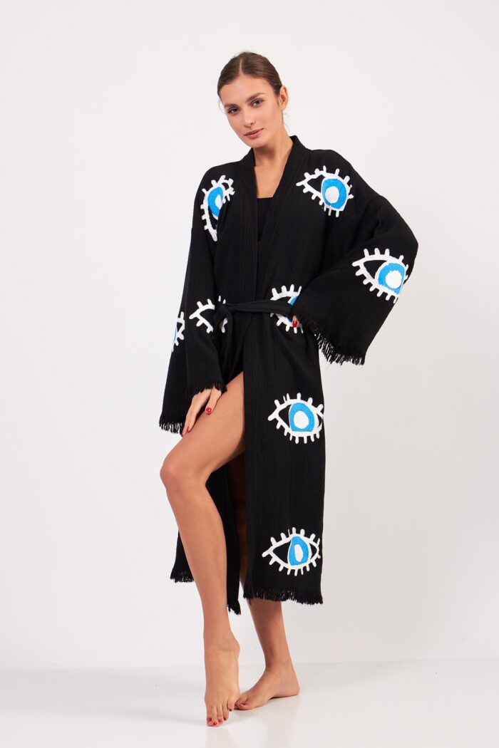 augengemusterter-rass-bedruckter-baumwoll-musselin-kimono-schwarz Göz Desenli Taş Baskılı Pamuklu Müslin Kimono Siyah – Bild 4