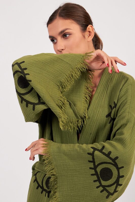 Grüner Kimono aus Baumwollmusselin mit Augenmuster und Steindruck