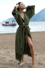 كيمونو قطن موسلين هندي مطبوع بالحجر مطبوع عليه باللون الأخضر