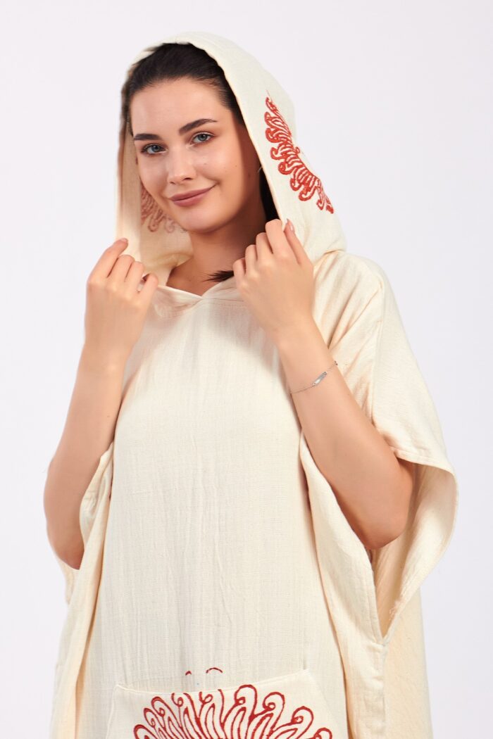 arinna-kirmizi-tas-baskili-pamuklu-muslin-surf-pancosu Arinna Kırmızı Taş Baskılı Pamuklu Müslin Surf Pançosu - Görsel 5