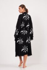 Göbeklitepe Taş Baskılı Pamuklu Müslin Kimono Siyah - الصورة 4