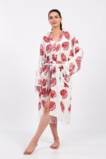 Monstera Fiskon Bademantel aus bedrucktem Musselin