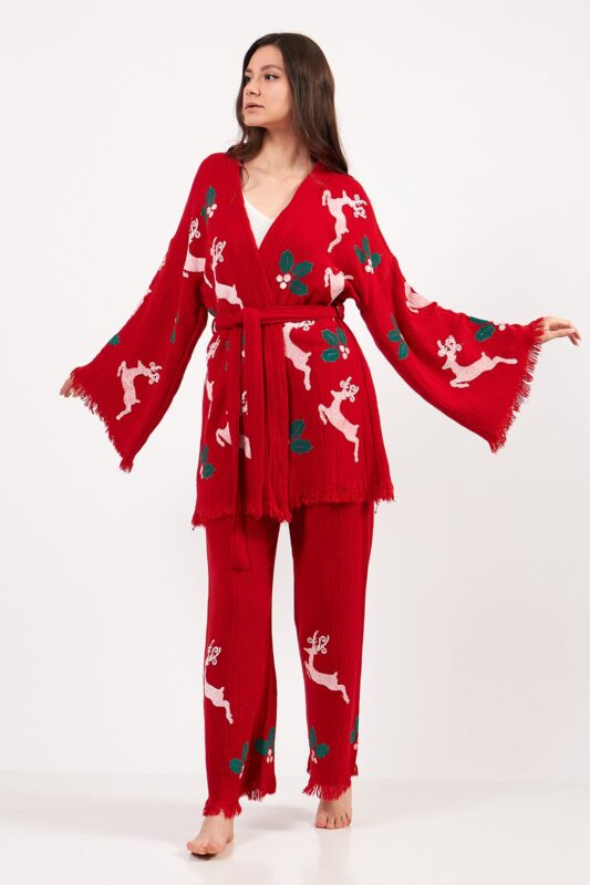 Kimono aus Musselin: ein trendiges Stück, das Komfort und Eleganz mit MeBee verbindet.