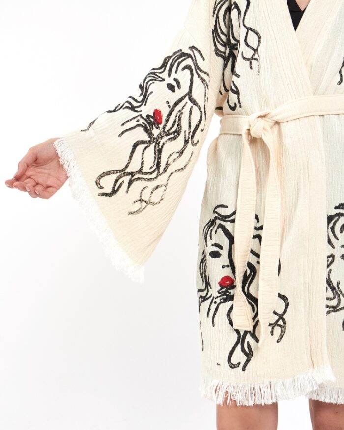 كيمونو بونيتا ميني