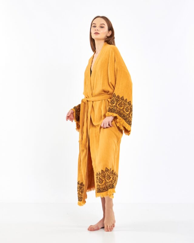 Hakkımızda 3 Hint Desenli Hardal Sarısı Kimono