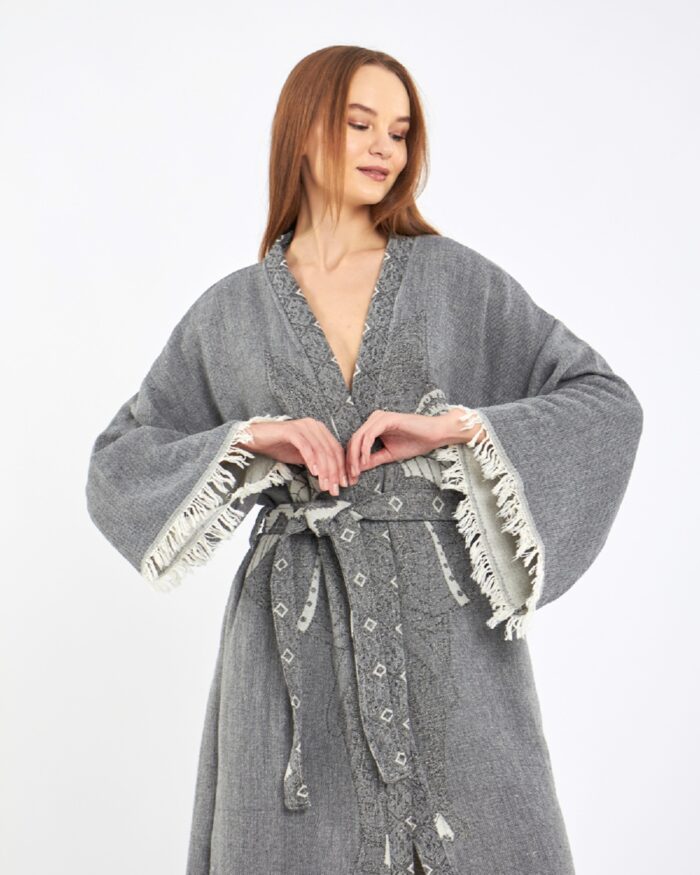 Jakarlı Fil Chakra Gri Kimono Jakarlı Fil Chakra Gri Kimono