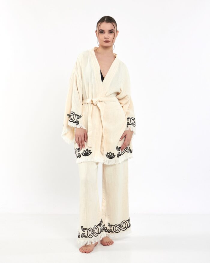 Lotus Eye Ecru Hosen-Kimono-Set Lotus Eye Ecru Hosen-Kimono-Set