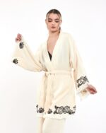 Lotus Eye Ecru Hosen-Kimono-Set