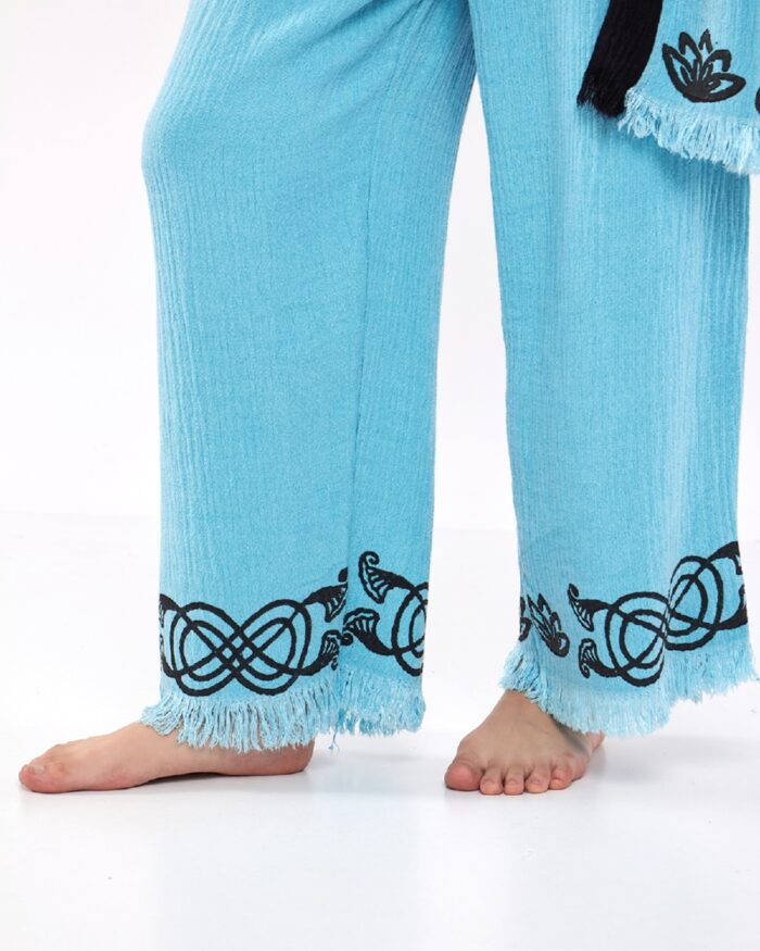 Lotusauge Blauer Anzug Lotusauge Blauer Anzug