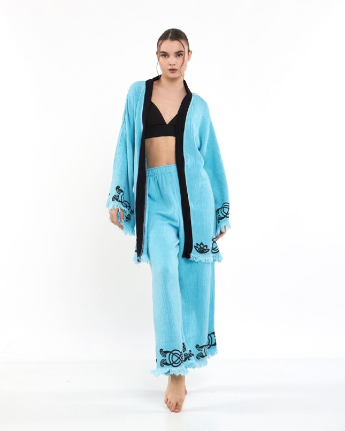 Lotusauge Blauer Anzug Lotusauge Blauer Anzug