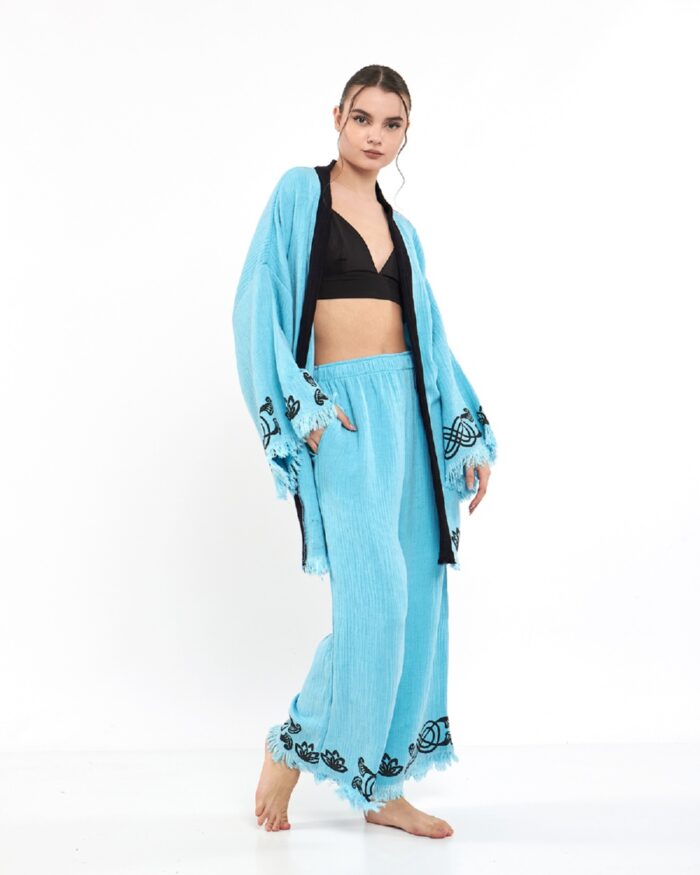 Lotusauge Blauer Anzug Lotusauge Blauer Anzug