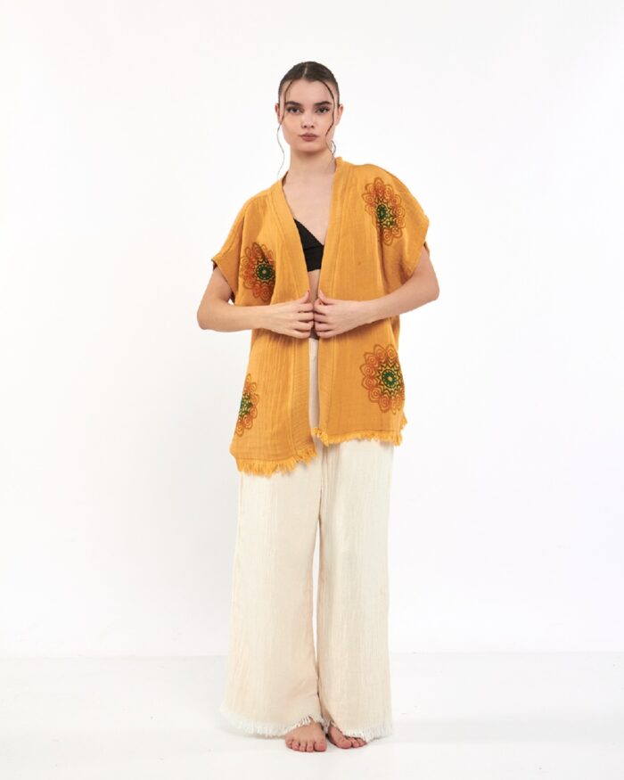Mandala Pantolonlu Sarı Müslin Yelek Mandala Pantolonlu Sarı Müslin Yelek