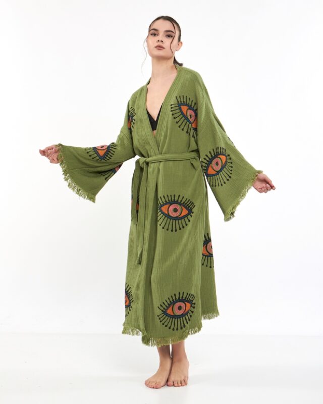 Orange Auge Grüner Kimono