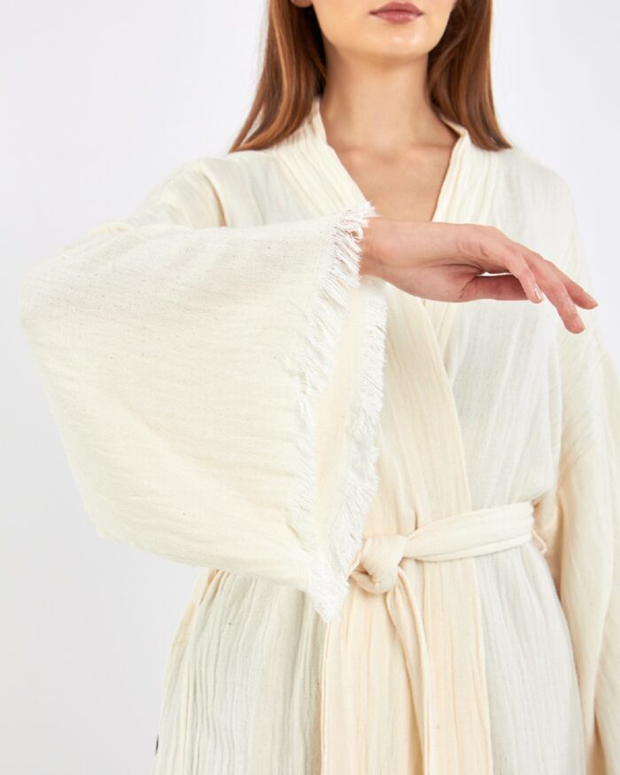 كيمونو الطاووس كيمونو الطاووس