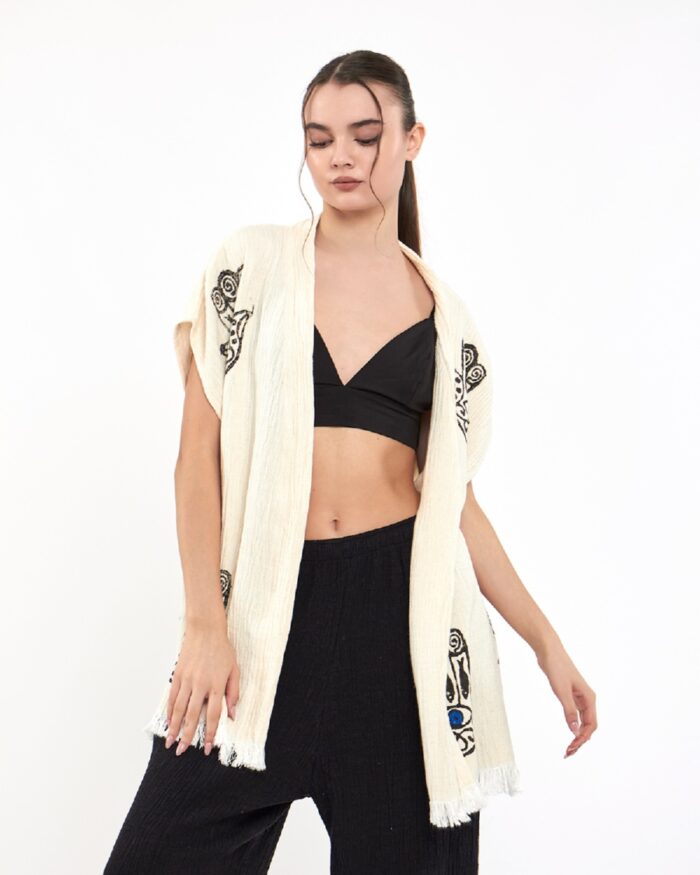 Talisman Schwarze Hose Musselinweste Talisman Schwarze Hose Musselinweste