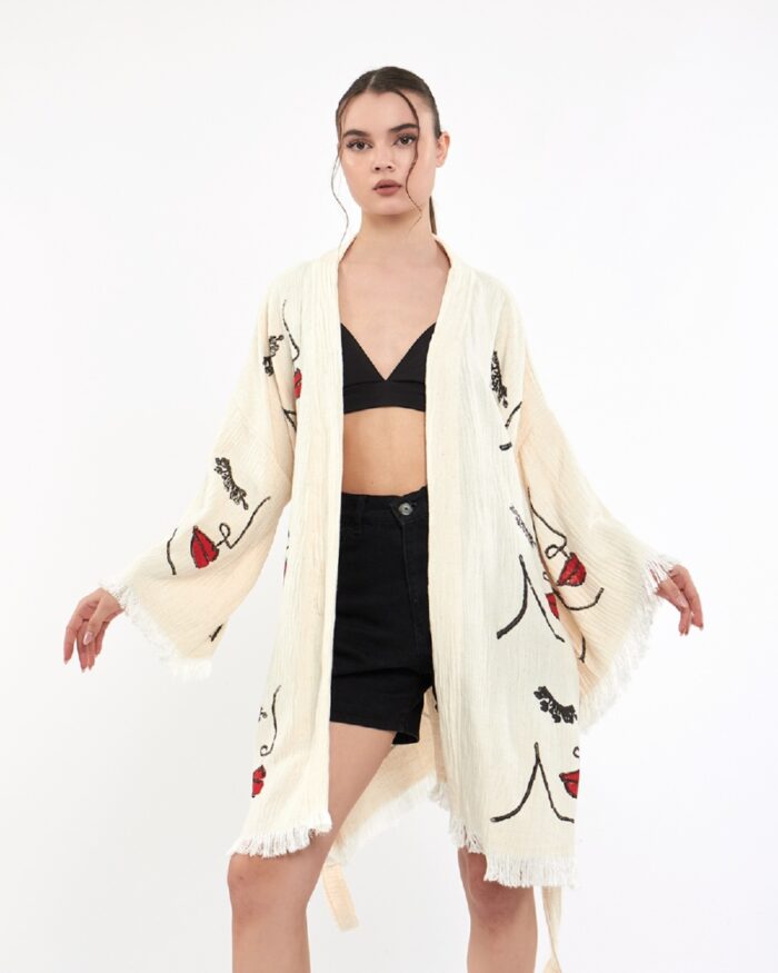 Frau Gesicht Mini Kimono